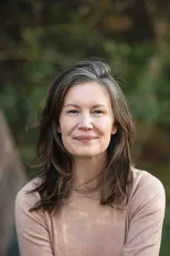 Photo of Lindsay Perkin